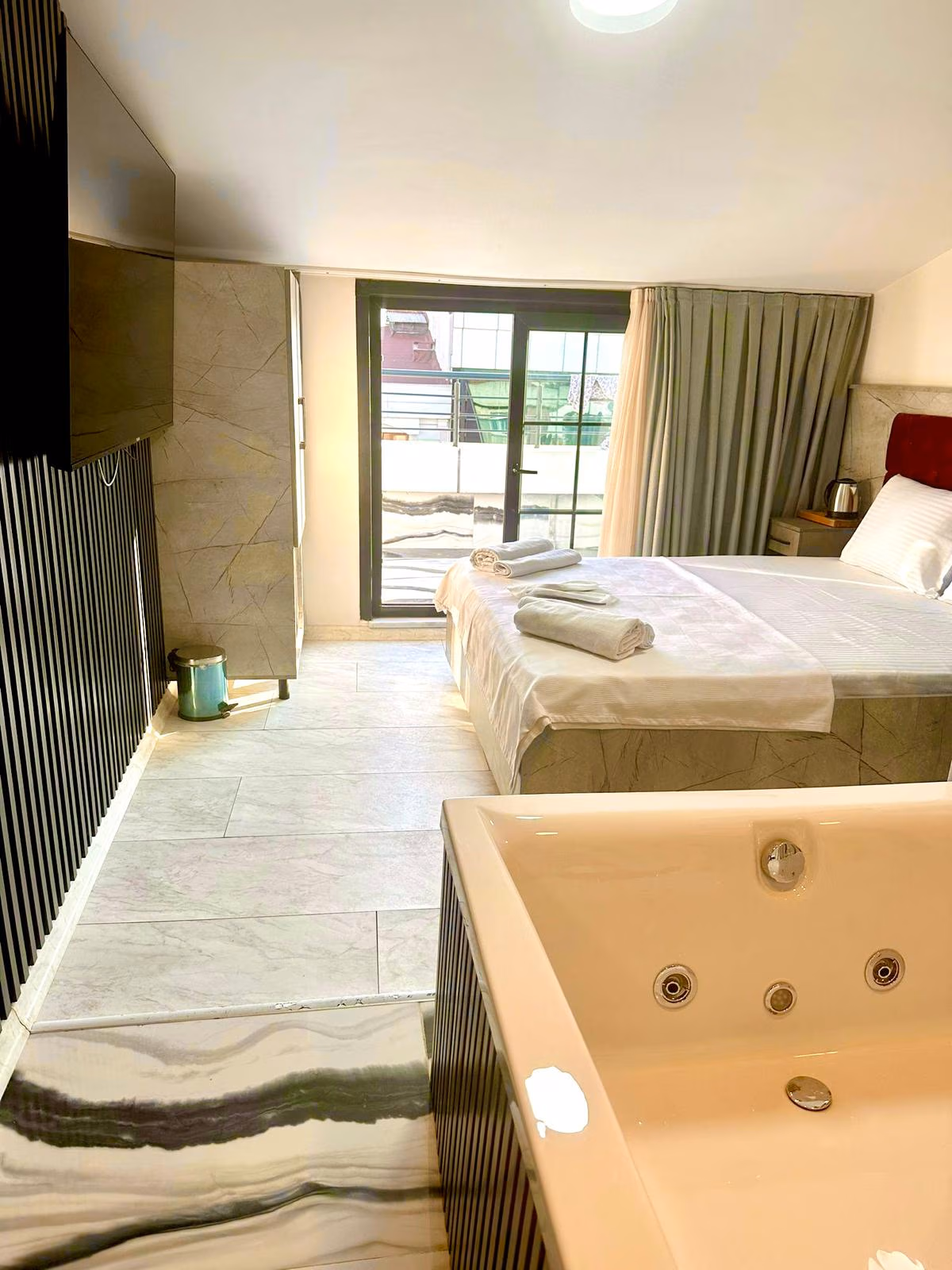 Apartamente de zi Sultangazi