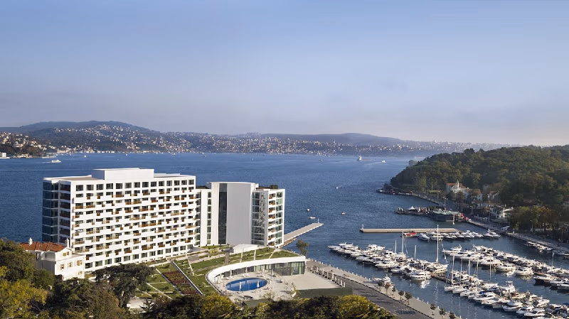Maranda Cafe → The Grand Tarabya - Hourly Chauffeur-Driven Car Hire