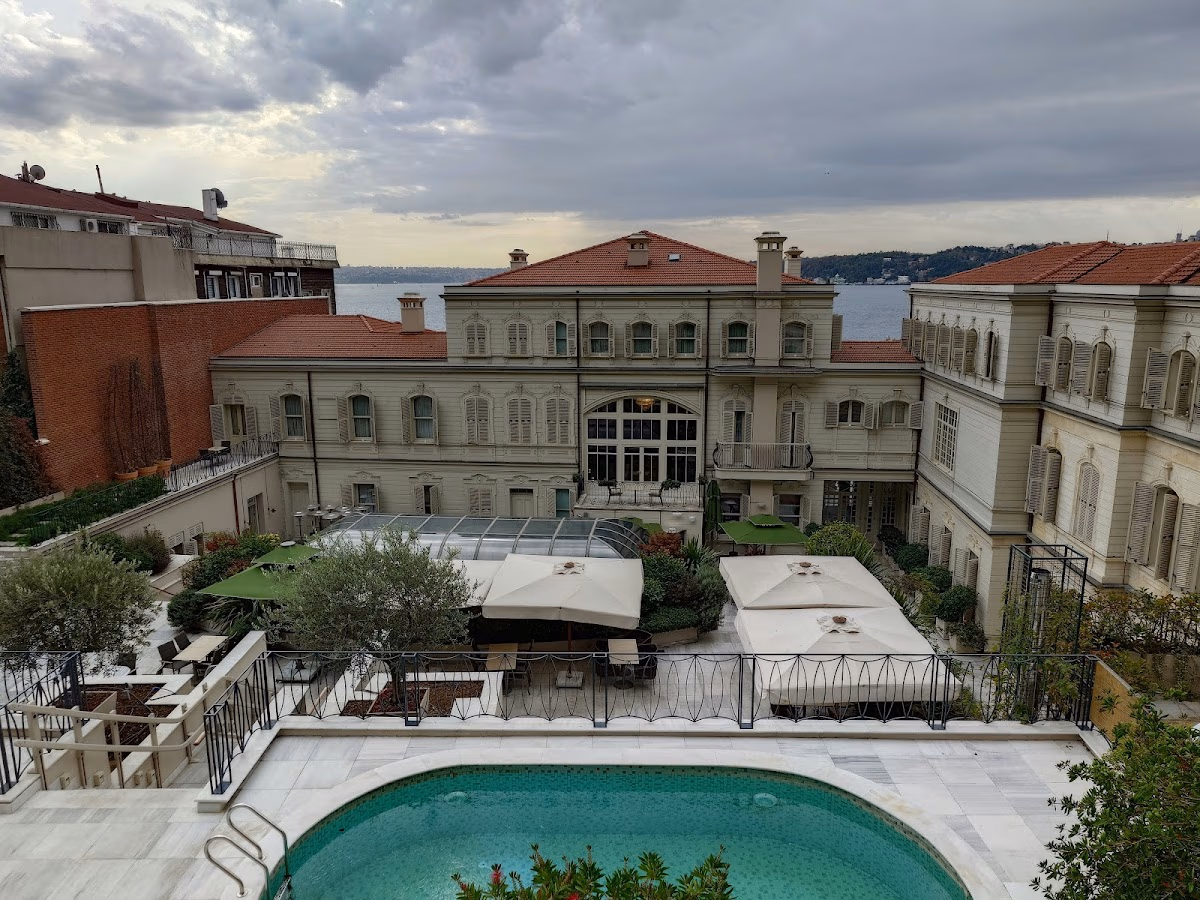 Kocataş Mansions, İstanbul