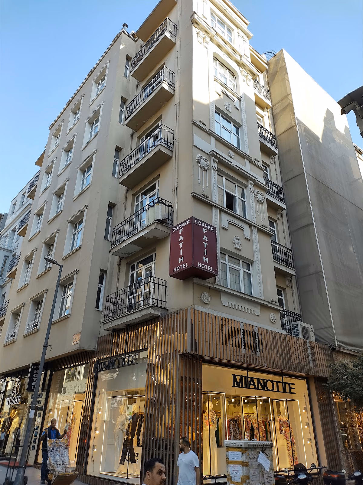 Fatih Hotel Corner
