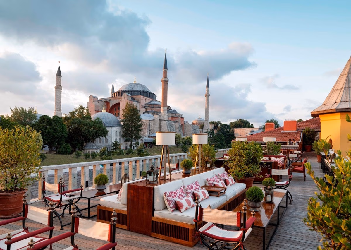 Four Seasons Sultanahmet - Four Seasons Sultanahmet VIP Taksi & Transfer | Elemen Transfer