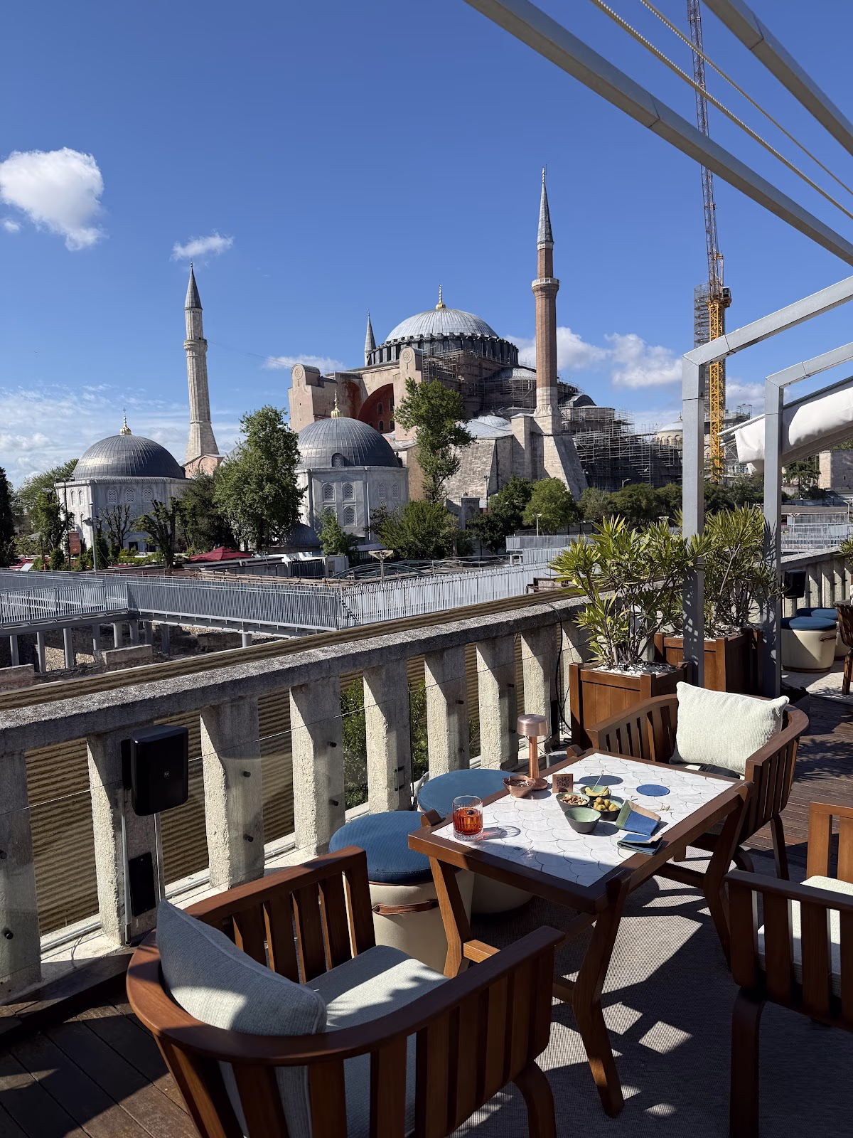Four Seasons Sultanahmet - Premium Four Seasons Sultanahmet VIP Taxi | Elemen Transfer