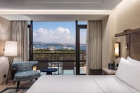 Hilton İstanbul Bosphorus - Photo 2