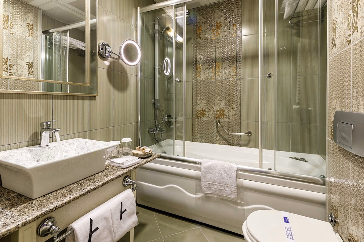 Hotel Amira Istanbul - VIP Transfer to Hotel Amira Istanbul | Elemen Transfer