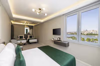 Sistina Old City Hotel - Photo 2